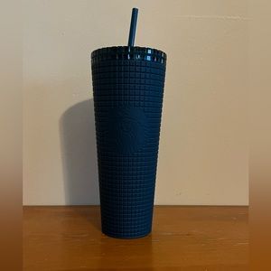 NEW Starbucks Dark Green Matte Studded Tumbler Venti 24 Ounces Coffee Tea